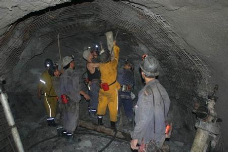 韶山工程爆破中的危险因素分析以及应对工程爆破危险的措施
